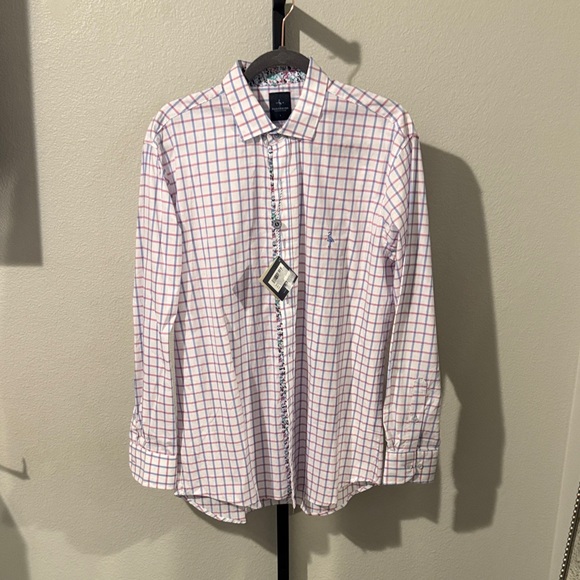 Stylish Men's Checkered Button-Down Shirt - Picture 1 of 8